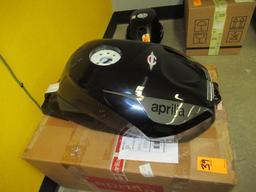 APRILIA RSV 1000 GAS TANK
