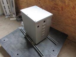UNKNOWN MAKE TRANSFORMER