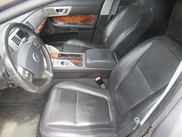 2011 JAGUAR XF