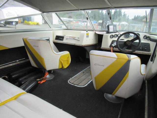 1991 SEASWIRL 208 SPYDER SPORT FIBERGLASS BOAT