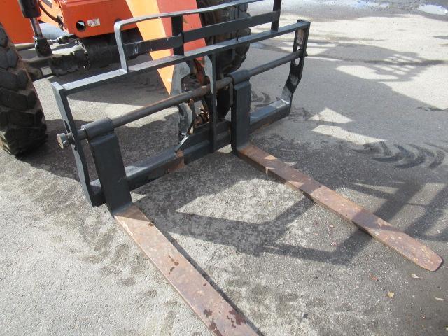 2008 SKYTRAK 8042 4X4X4 TELEHANDLER