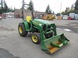 JOHN DEERE 3032E 4X4 TRACTOR