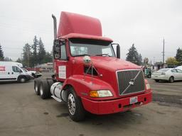 2002 VOLVO TANDEM AXLE DAY CAB