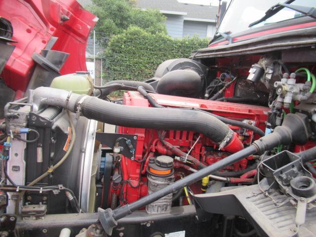 2002 VOLVO TANDEM AXLE DAY CAB