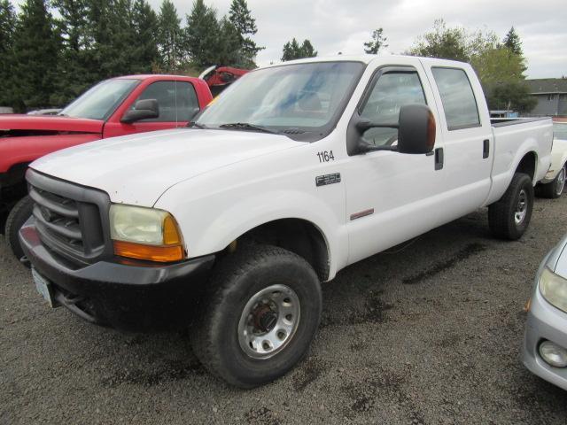 2004 FORD F-350 XLT CREW CAB