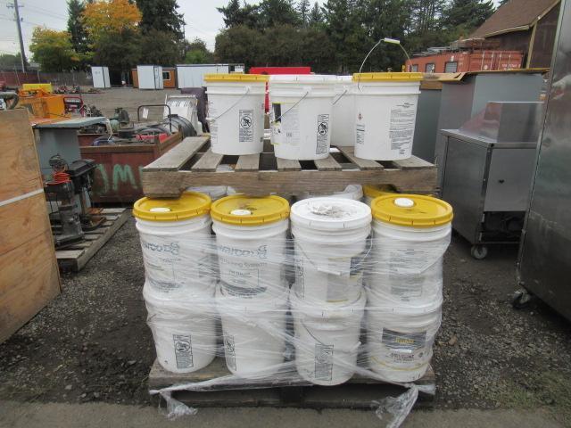 (37) 5GAL BUCKETS OF WHITE & YELLOW TRAFFIC PAINT (UNUSED)