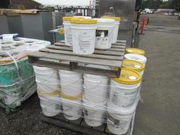 (37) 5GAL BUCKETS OF WHITE & YELLOW TRAFFIC PAINT (UNUSED)