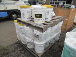 (37) 5GAL BUCKETS OF WHITE & YELLOW TRAFFIC PAINT (UNUSED)
