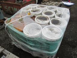 (32) 5GAL BUCKETS OF WHITE & YELLOW TRAFFIC PAINT (UNUSED)