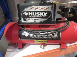 HUSKY 2GAL 100PSI AIR COMPRESSOR