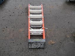6' FEATHERLITE FIBERGLASS STEP LADDER