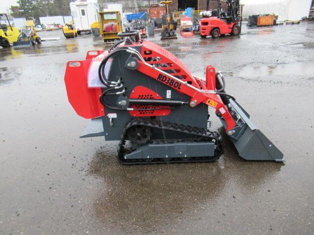 2024 RODA RD380L RIDE ON TRACKED SKID STEER LOADER (UNUSED)