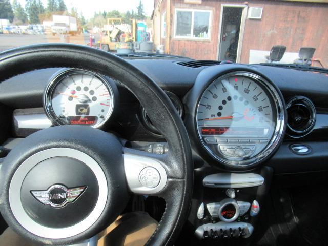 2009 MINI COOPER S