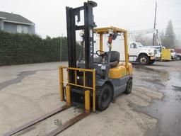 TCM FG25-N5 GAS FORKLIFT