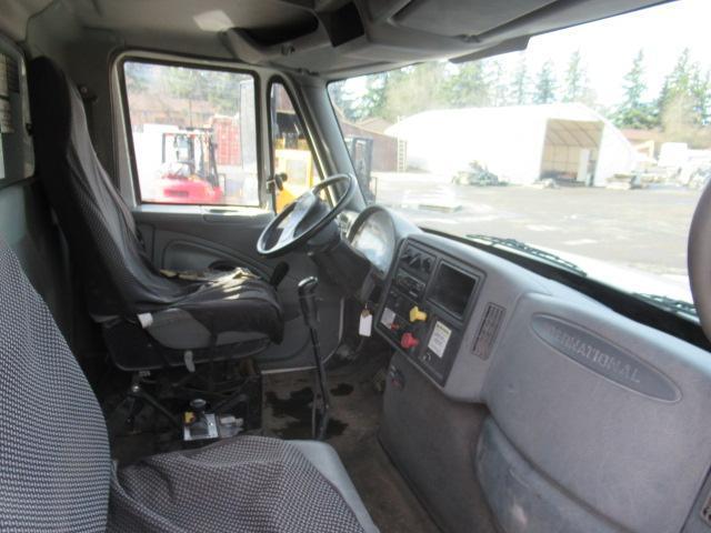 2005 INTERNATIONAL 7500 TANDEM AXLE 6 X 4 DUMP TRUCK