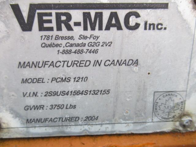 2004 VER-MAC PCMS1210 TOWABLE SOLAR DIGITAL MESSAGE BOARD