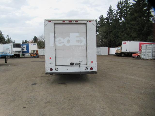 2007 FREIGHTLINER MWV 24' UTILIMASTER STEP VAN