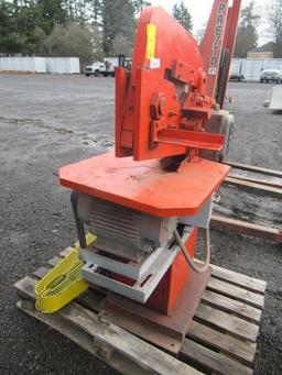 (UNKNOWN MAKE) 3 PHASE 220V SHEAR W/ GUARDS