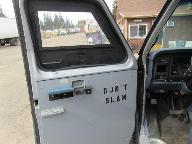 1990 FORD ECONOLINE "A TEAM" ARMORED VAN W/ FULLY ENCLOSED REAR SAFE