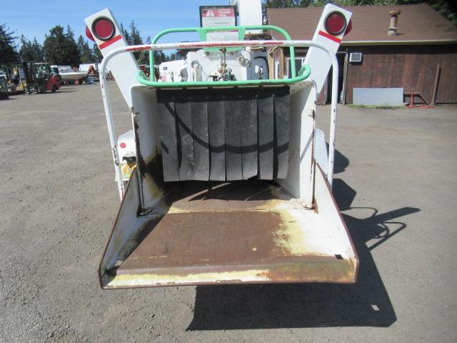 2005 WOODCHUCK WC/1200 HYROLLER TOWABLE WOOD CHIPPER