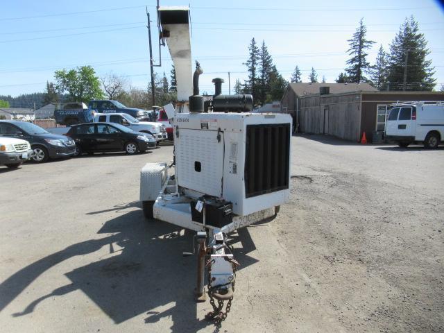 2005 WOODCHUCK WC/1200 HYROLLER TOWABLE WOOD CHIPPER