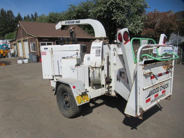 2005 WOODCHUCK WC/1200 HYROLLER TOWABLE WOOD CHIPPER