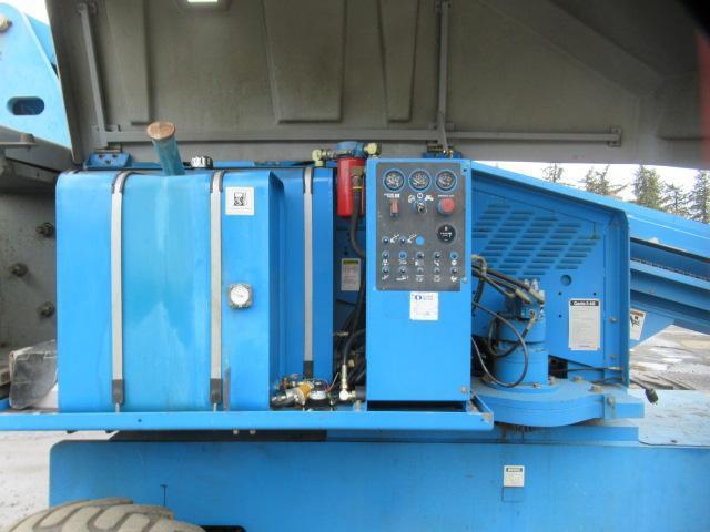 1995 GENIE S-60 BOOM LIFT