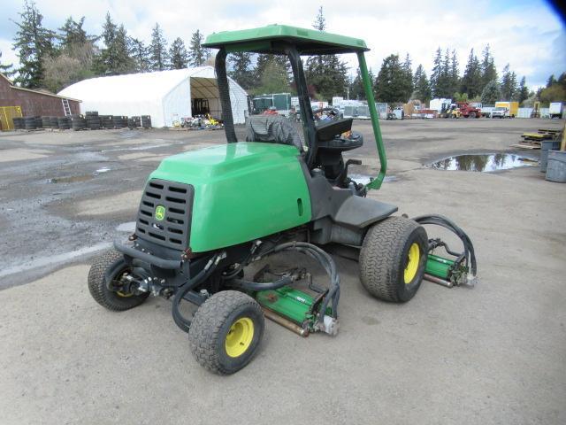 JOHN DEERE 225C GANG MOWER