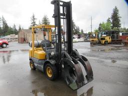 TCM-25-700 FORKLIFT