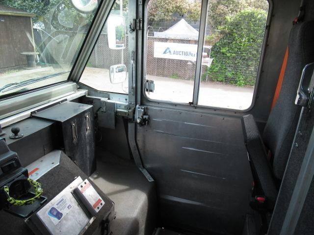 2001 FREIGHTLINER MT45 UTILIMASTER 15' STEP VAN