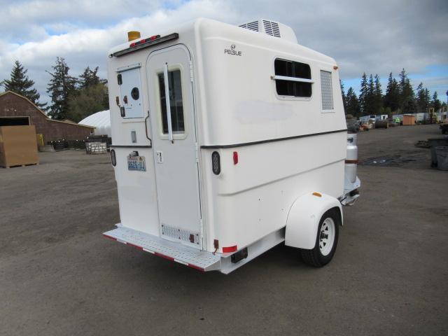 2008 PELSUE 12' SINGLE AXLE FIBER SPLICING ENCLOSED TRAILER