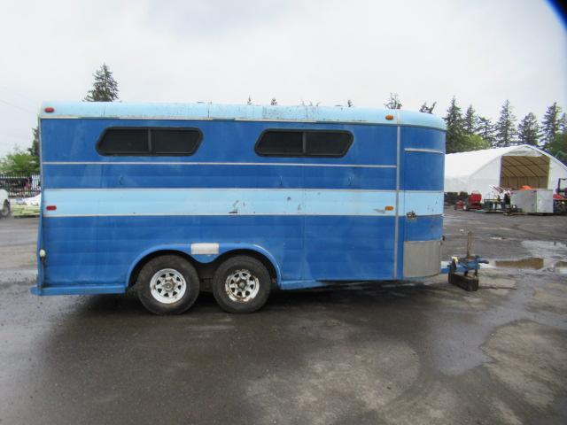 1987 CHARMAC 18' TANDEM AXLE HORSE TRAILER