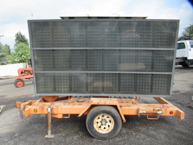 2004 VERMAC PCMS1210 12' SINGLE AXLE DIGITAL SIGN TRAILER