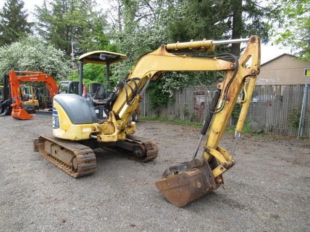 KOMATSU PC40MR EXCAVATOR