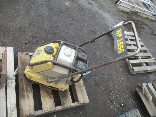 WACKER REVERSIBLE PLATE COMPACTOR, HONDA GX200 GAS, 23'' X 19'' PLATE, SER#: UNKNOWN