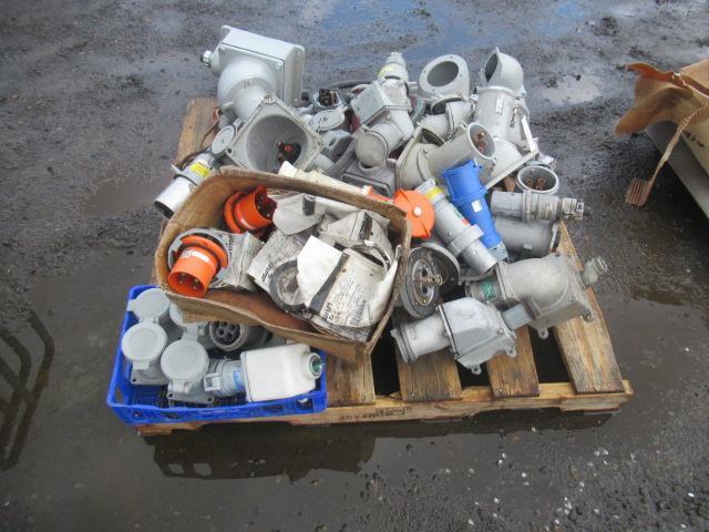 ASSORTED ELECTRICAL INDUSTRIAL RECEPTACLES