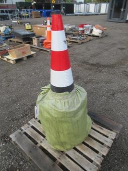 (20) 2024 SIMPLE SPACE 15'' X 27'' FLUORESCENT SAFETY TRAFFIC CONES (UNUSED)