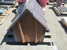 20'' X 34'' X 26'' DOG HOUSE (UNUSED)