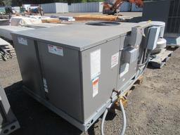 RUUD COMMERCIAL SERIES ROOFTOP NATURAL GAS AC/HEATER UNIT