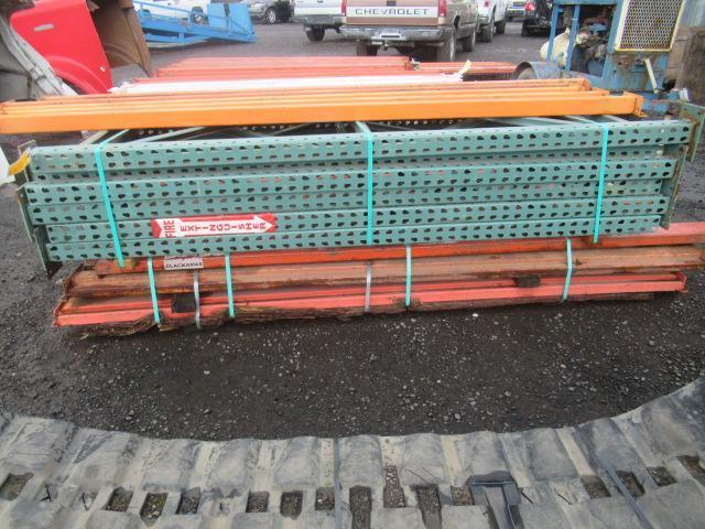 PALLET RACKING - (6) 8' UPRIGHTS & APPROX (28) 9' CROSS ARMS