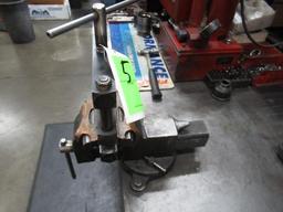 BENCH VISE W/ CONNECTING ROD VISE