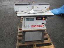 BOSCH RA1171 ROUTER TABLE W/ FENCE *NO ROUTER