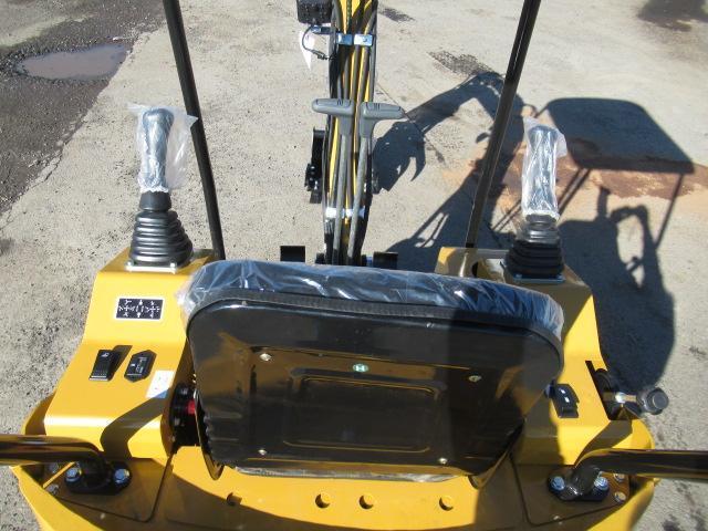 2024 AGT H15R MINI EXCAVATOR (UNUSED)