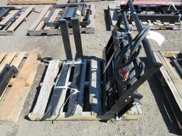 2025 FUTURE FT-CYHC MINI SKID STEER SIDE SHIFT FORK ATTACHMENT W/ 30'' X 3'' FORKS (UNUSED)