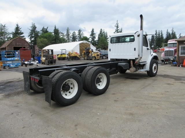 2007 FREIGHTLINER M2 BUSINESS CLASS TANDEM AXLE CAB & CHASSIS