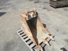 CATERPILLAR 24'' 3-TOOTH EXCAVATOR DIGGING BUCKET
