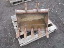 FMCO 24'' QUICK CHANGE EXCAVATOR DIGGING BUCKET