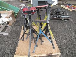 ROLLER STAND & (9) SUMNER PIPE STANDS W/ V HEADS & ROLLER HEADS