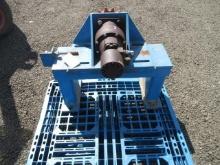 SHOP MADE 9'' SPROCKET DRIVE W/ PARKER HYDRAULIC MOTOR