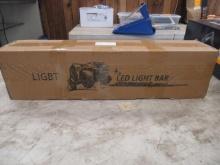 (2) 20'' LED LIGHT BARS & (4) RECTANGLE LED LIGHTS W/ MOUNTING HARDWARE (UNUSED)